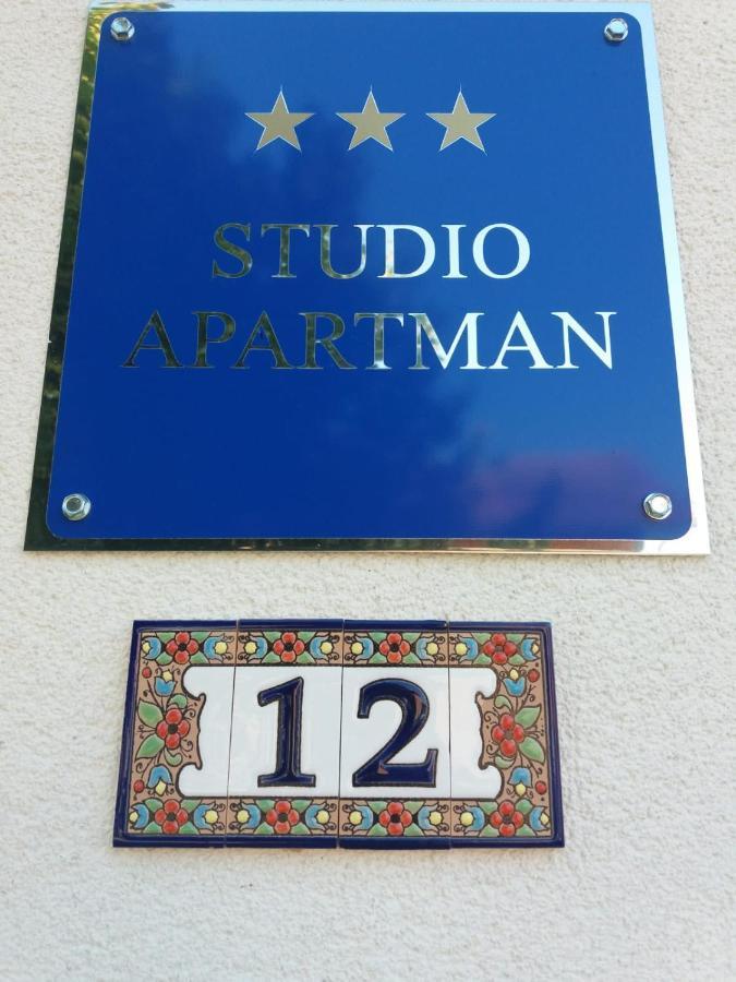 Studio Apartman Marta Korenica Exterior foto